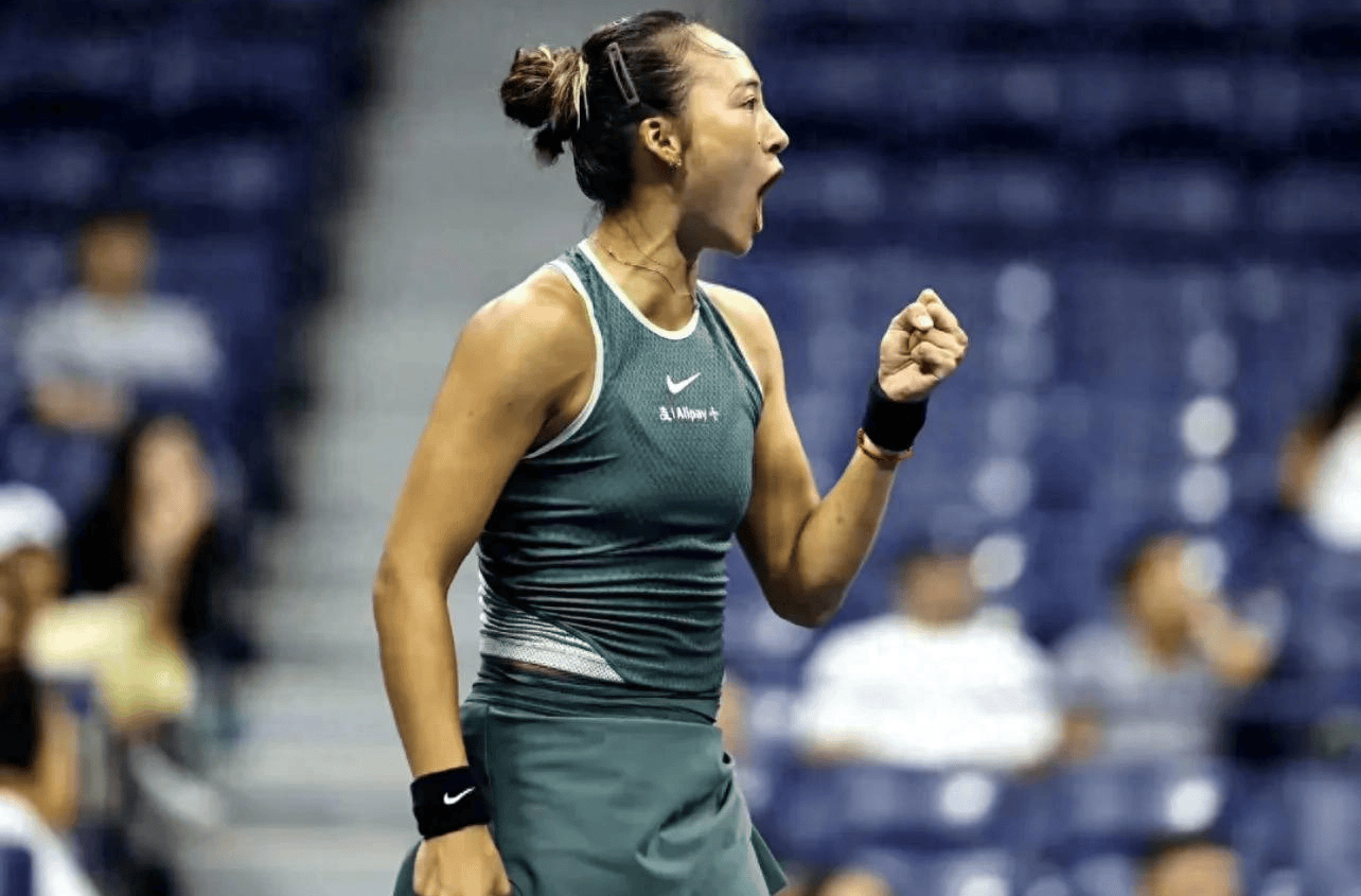 阿扎伦卡在MAD比赛中表现优异，反败为胜引发热议！